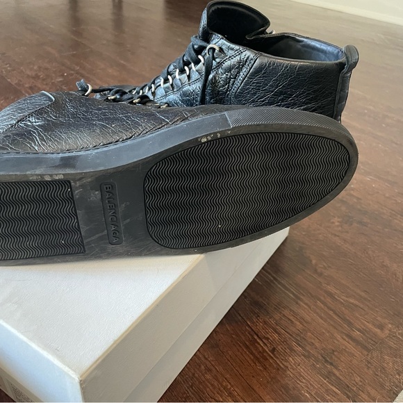 Balenciaga Arena - Picture 6 of 8